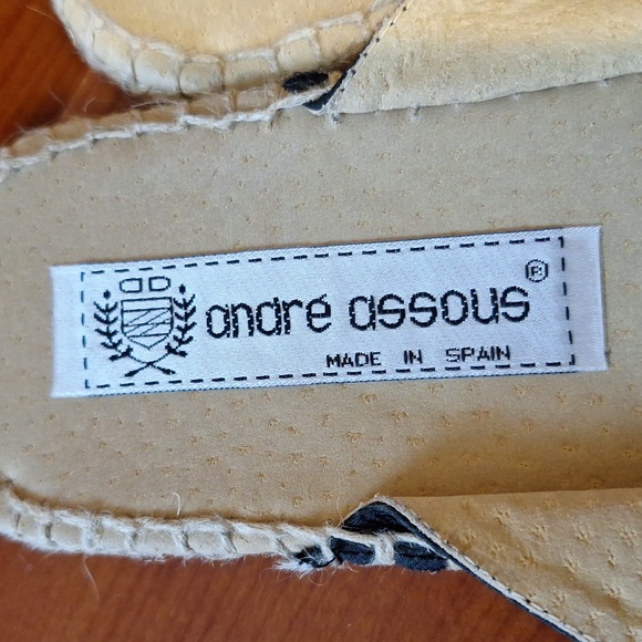 NWOT Andre Assous Leather and Jute Cloth Thong Sandals - Picture 4 of 4